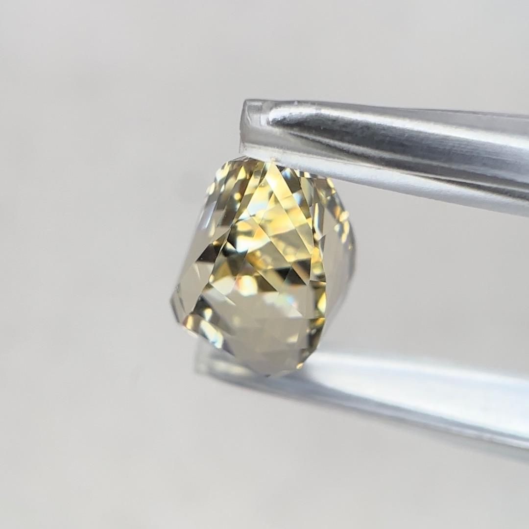 スクリューの在庫は残り2個【ノリ一押しの雫】ゴールデンラブラドライト 4.23ct
