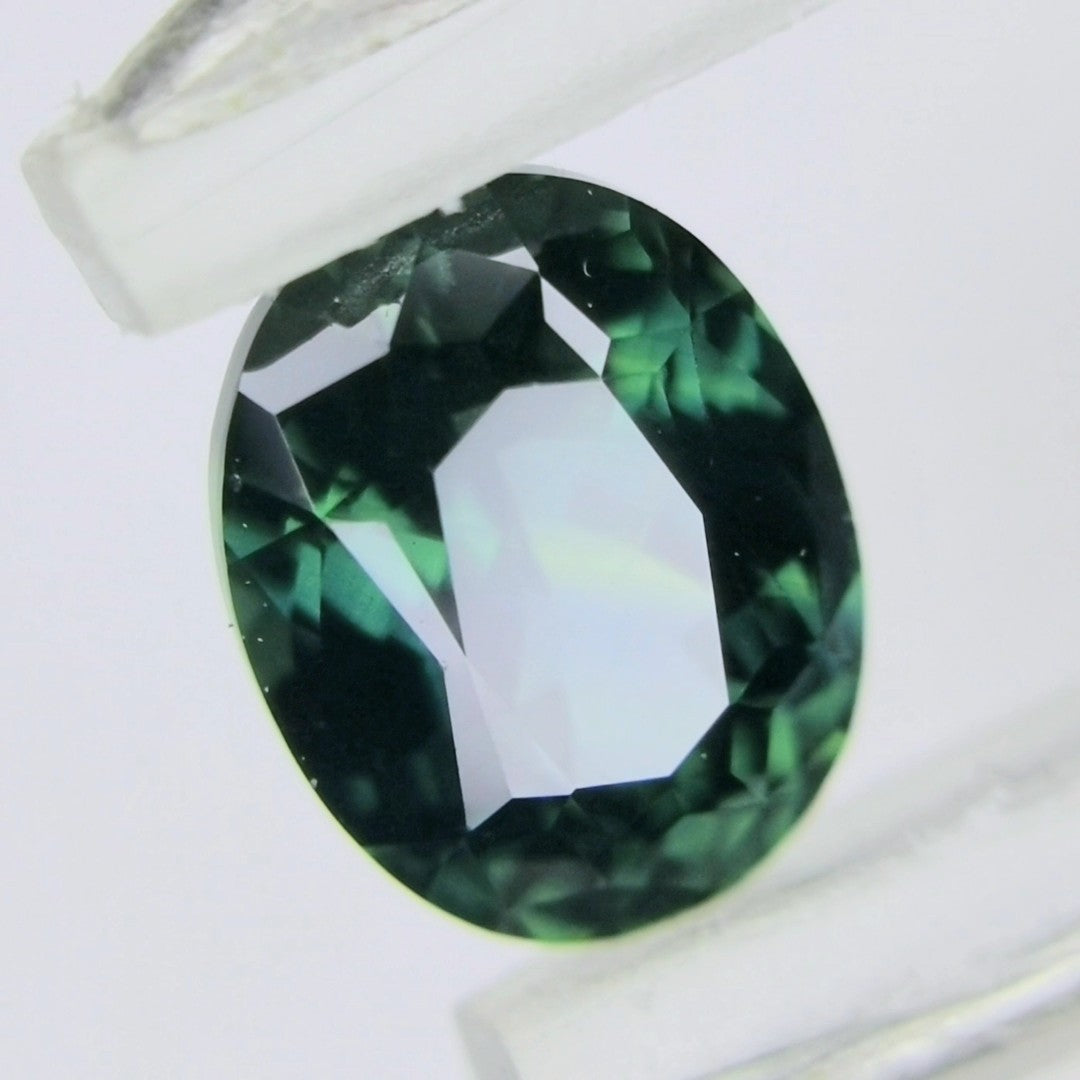 グリニッシュブルーサファイア 0.752ct★バンカチャ産のカラーバンド面白い美結晶