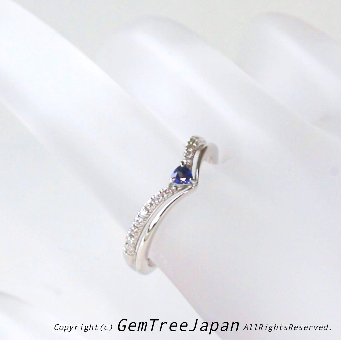ベニトアイト0.08ct💎プラチナリング✨
