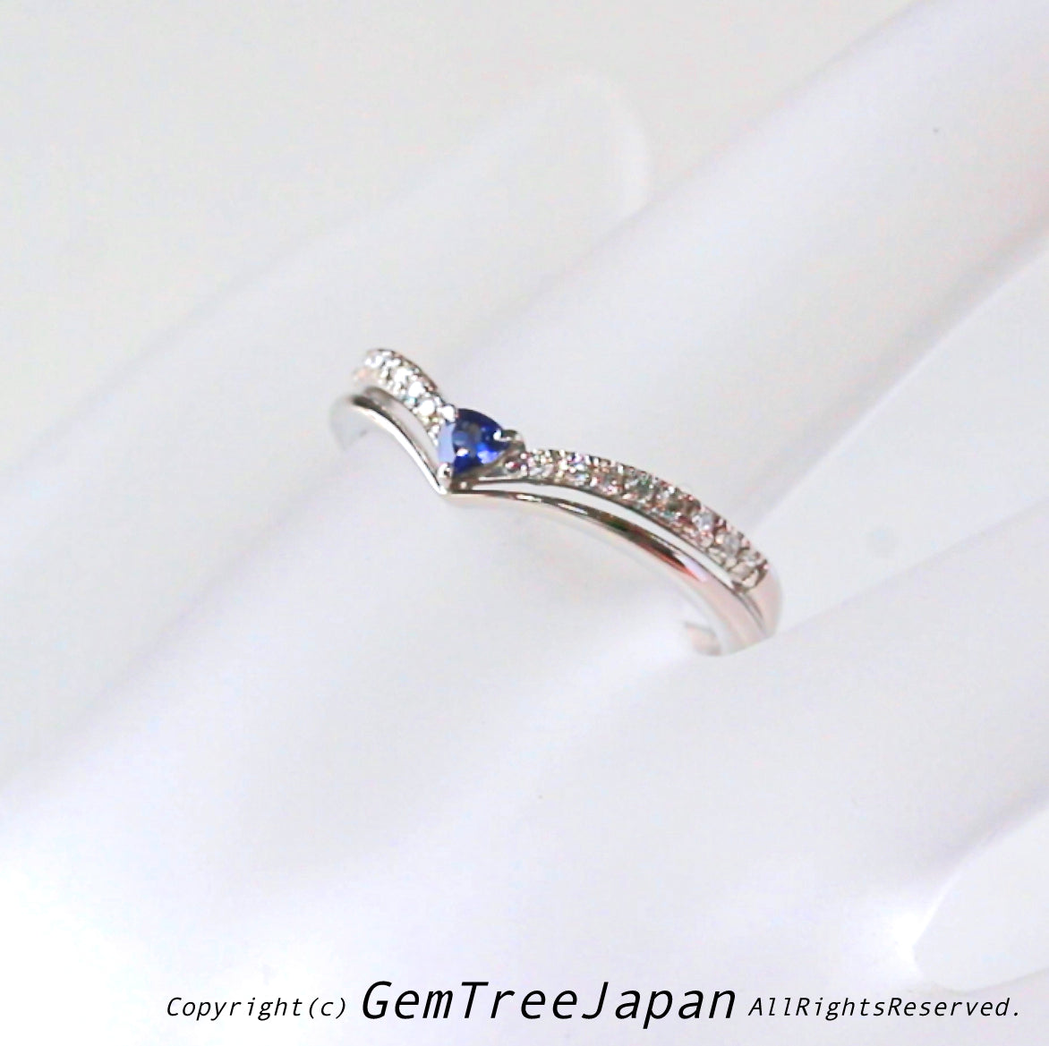 ベニトアイト0.08ct💎プラチナリング✨