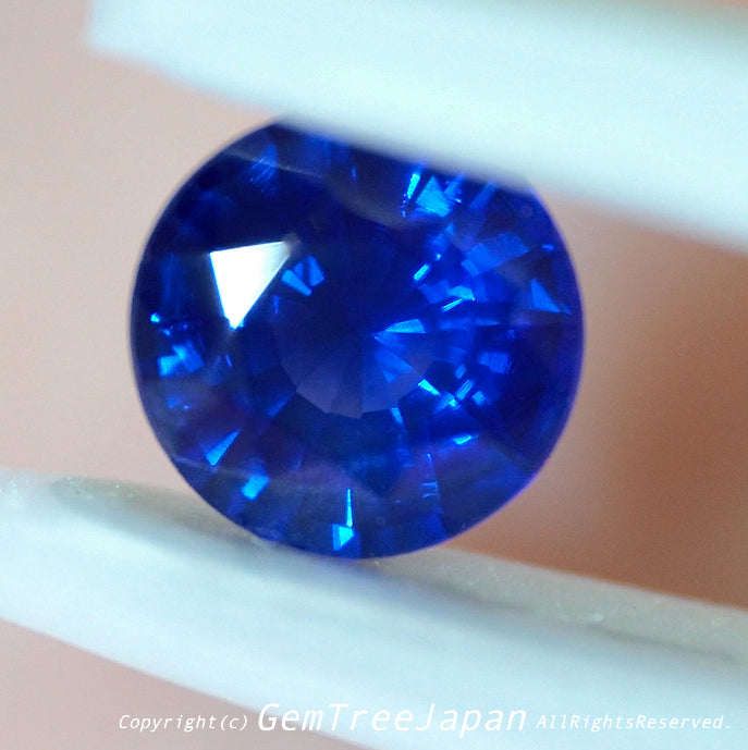 美品👍スリランカ産コーンフラワーブルーサファイア0.416ct 💎ピアッちゃん作品