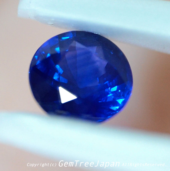 美品👍スリランカ産コーンフラワーブルーサファイア0.416ct 💎ピアッちゃん作品