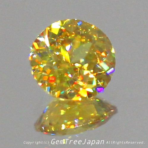 ラウンドらしい見事な輝き0.41ct⭐️ハイレベルな万華鏡スフェーン✨✨✨この完成度の高さ「ヤバい」です❗️ピアっちゃんの凄腕さを感じます👍こちらは動画ナシです🙇