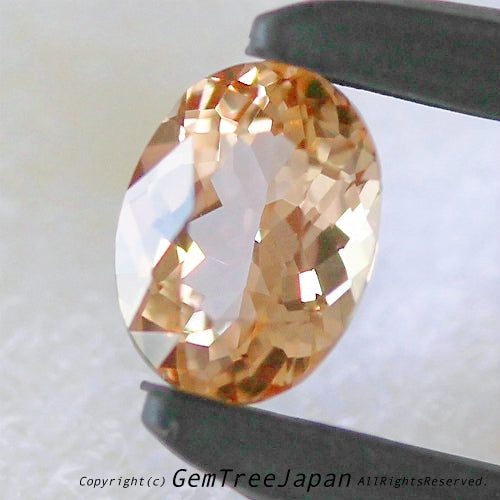 「シェリー&シャンパン」カラーが煌く✨インペリアルトパーズ0.45ct💕お家時間を楽しく💕“ステイホームオークション”でご紹介です❗️