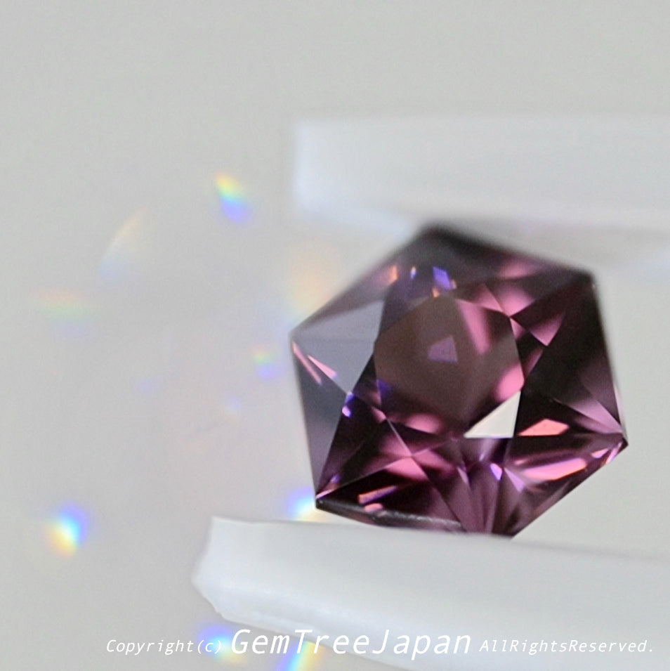 スピネル0.468ct💎ピアッちゃん作品