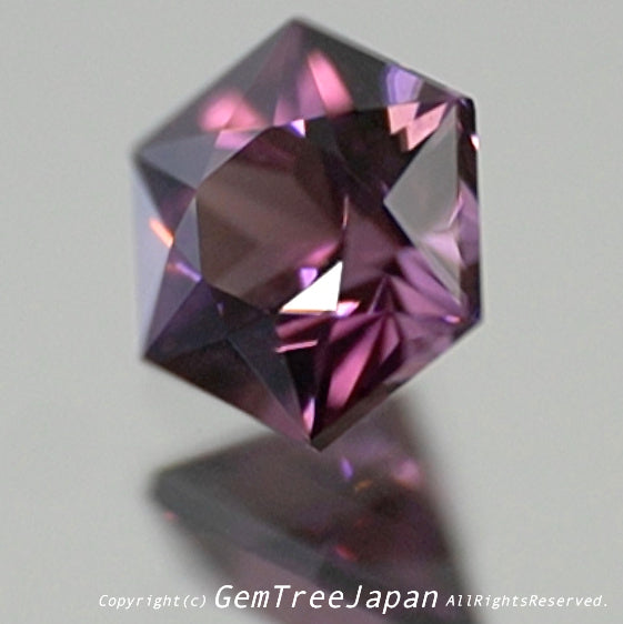 スピネル0.468ct💎ピアッちゃん作品