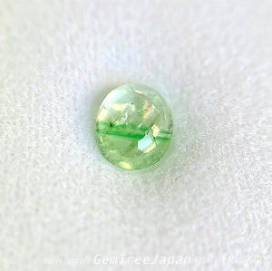 リューコガーネットの中に走る2本のグリーンライン✌️バイカラーグリーンガーネット0.60ct✨11/16Live配信商品⚡️吉村作品💎