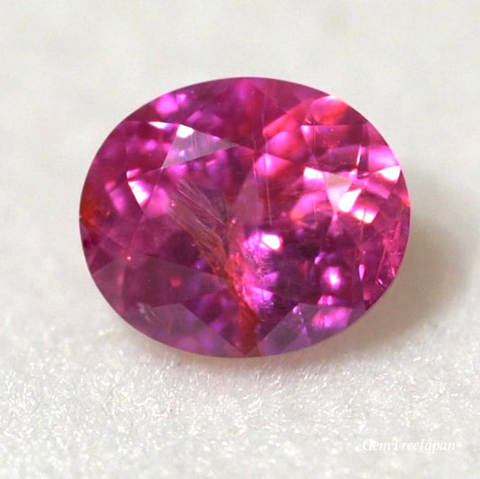 魅力的な色合い✨パパラチァ非加熱ルビー⁉️0.643ct(モザンビーク産)☆ピアッちゃん作品
