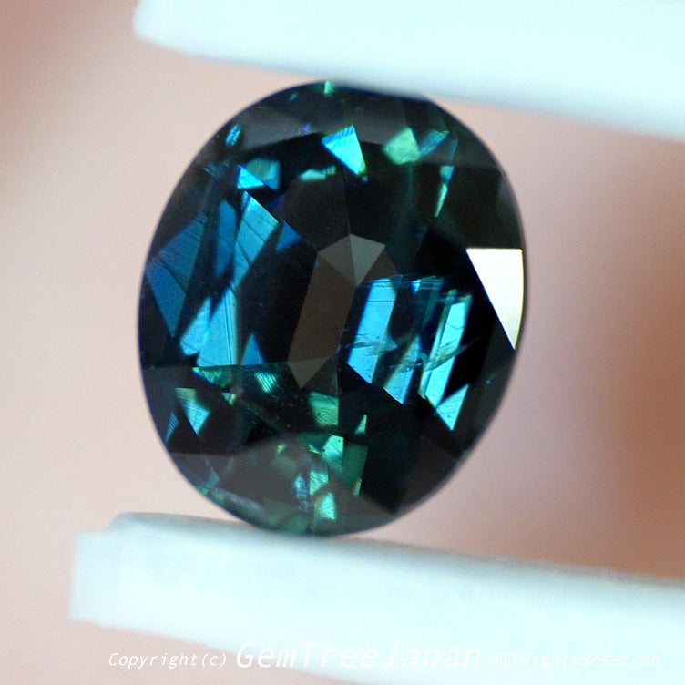 【SOLD OUT】超美色グリニッシュブルー✨非加熱サファイア0.651ct💎ピアッちゃん作品【お問合せ一番乗り特価】
