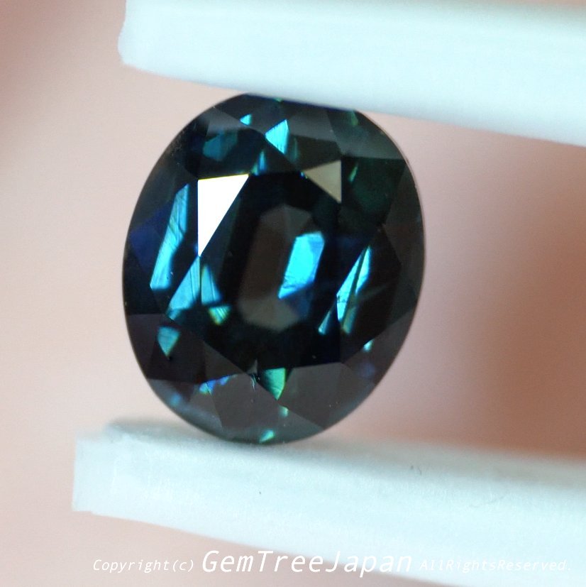 【SOLD OUT】超美色グリニッシュブルー✨非加熱サファイア0.651ct💎ピアッちゃん作品【お問合せ一番乗り特価】