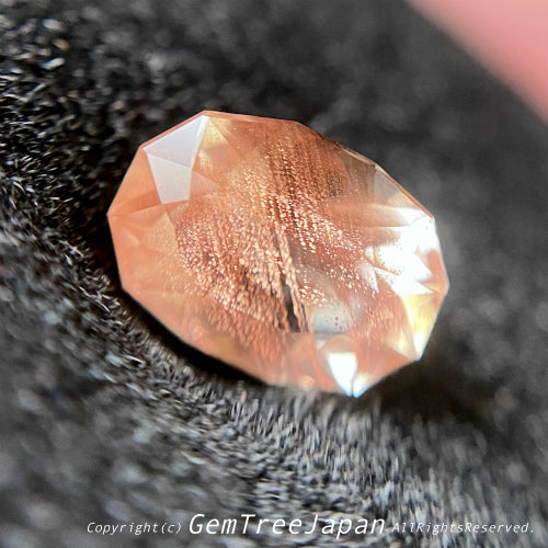 💖ファンシーオーバルのオレゴンサンストーン0.66ct☀️💎ピアッちゃん作品【4/30チハルーム】GW特別価格❣️