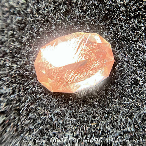 💖ファンシーオーバルのオレゴンサンストーン0.66ct☀️💎ピアッちゃん作品【4/30チハルーム】GW特別価格❣️