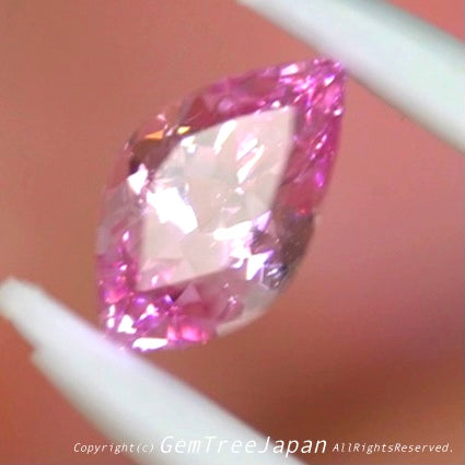 ゲオ先生の『炎』カットシリーズ🔥タンザニア産ピンクスピネルversion👍0.698ct
