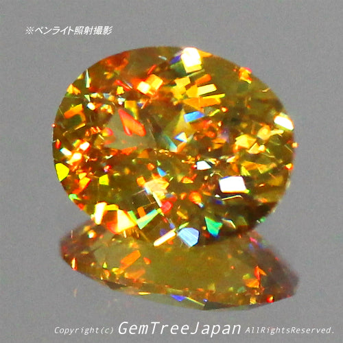 キラキラに輝く0.69ct⭐️ハイレベルな万華鏡スフェーン✨✨✨この完成度の高さ「ヤバい」です❗️ピアっちゃんの凄腕さを感じます👍こちらは動画ナシです🙇