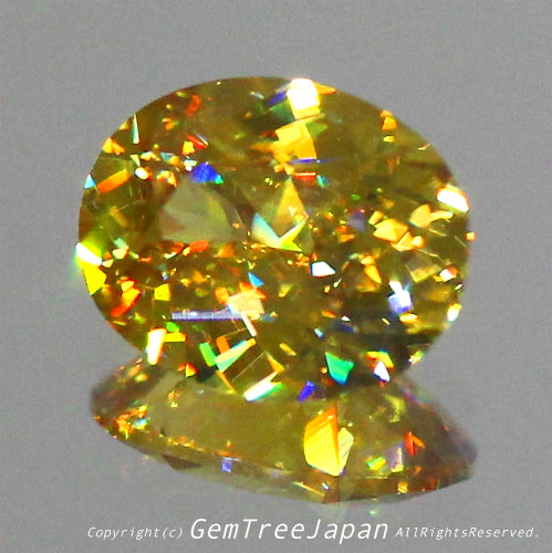 キラキラに輝く0.69ct⭐️ハイレベルな万華鏡スフェーン✨✨✨この完成度の高さ「ヤバい」です❗️ピアっちゃんの凄腕さを感じます👍こちらは動画ナシです🙇