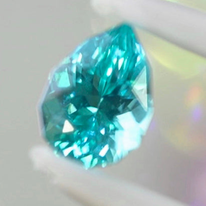 見事なネオン感👍ファンシーカットアパタイト0.71ct✨レイちゃん作品💎6/19LIVE配信「朝からLIVE三昧DAY第4部」より