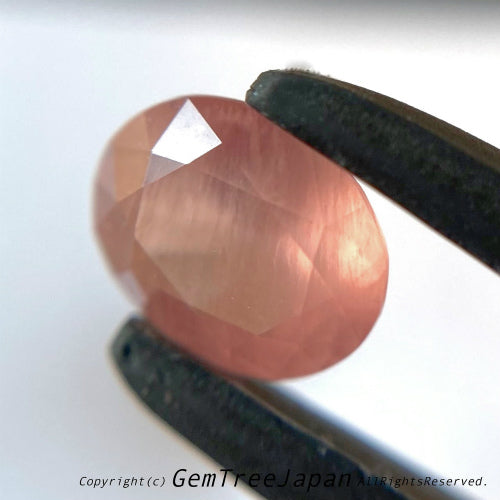 当店自慢の“2大カッター共同作品”北海道産ロードクロサイト0.724ct💎ピアッちゃん作品(ゲオ先生仕上げ)