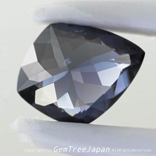 印象的な形と色合い✨バイオレティッシュブルースピネル0.766ct💎レイちゃん作品【6/27LIVE配信】