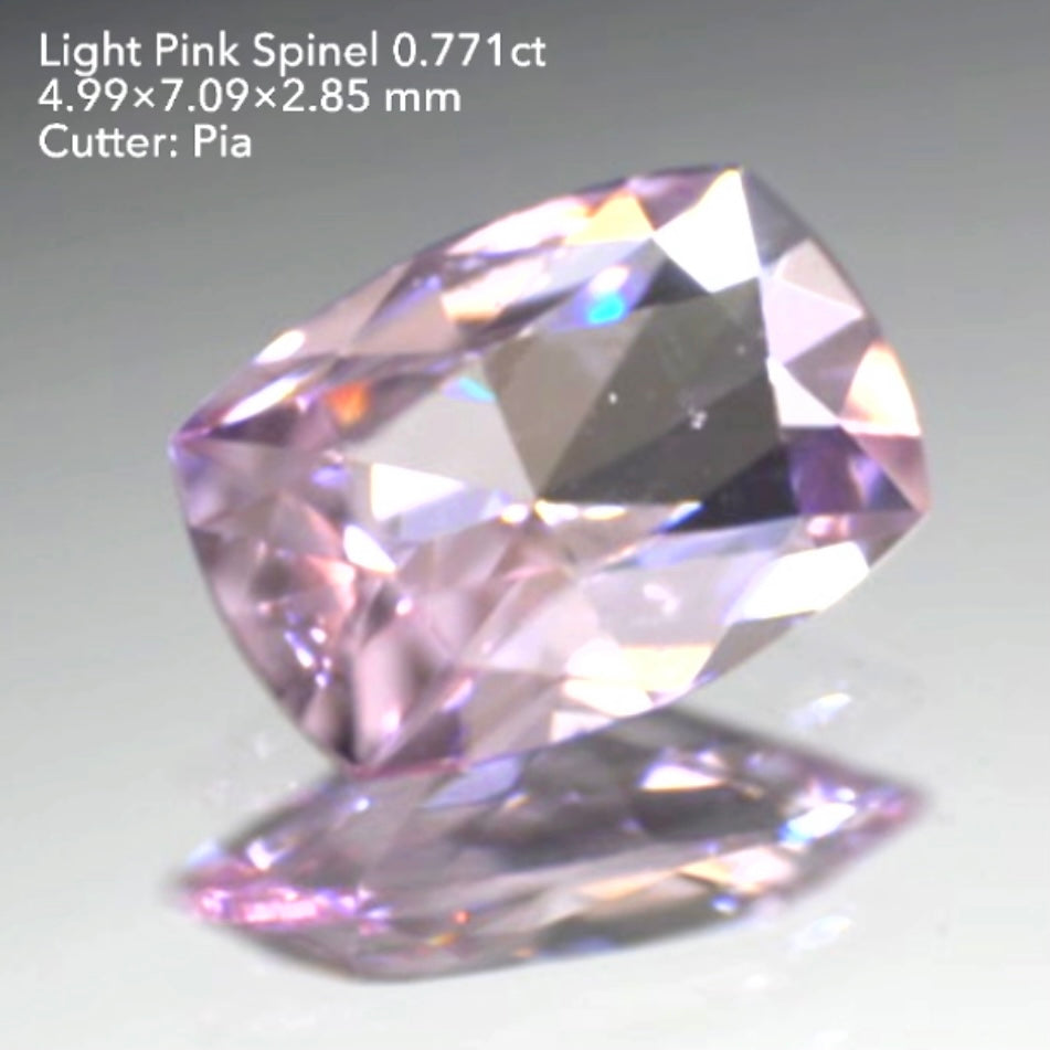 「明るく可愛い」だけじゃない輝き強めのライトピンクスピネル0.771ct★ピアッちゃん作品