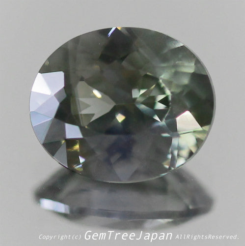 なんとも渋カッコいい輝き✨タンザニア産非加熱サファイア0.777ct💎ピアっちゃん作品👍
