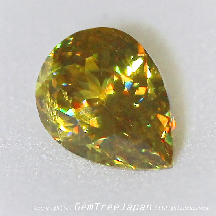 【ヤバい❗️シリーズ】チカチカファイヤー🔥マダガスカル産スフェーン0.82ct✨11/17夜Live配信商品⚡️ピアっちゃん作品💎