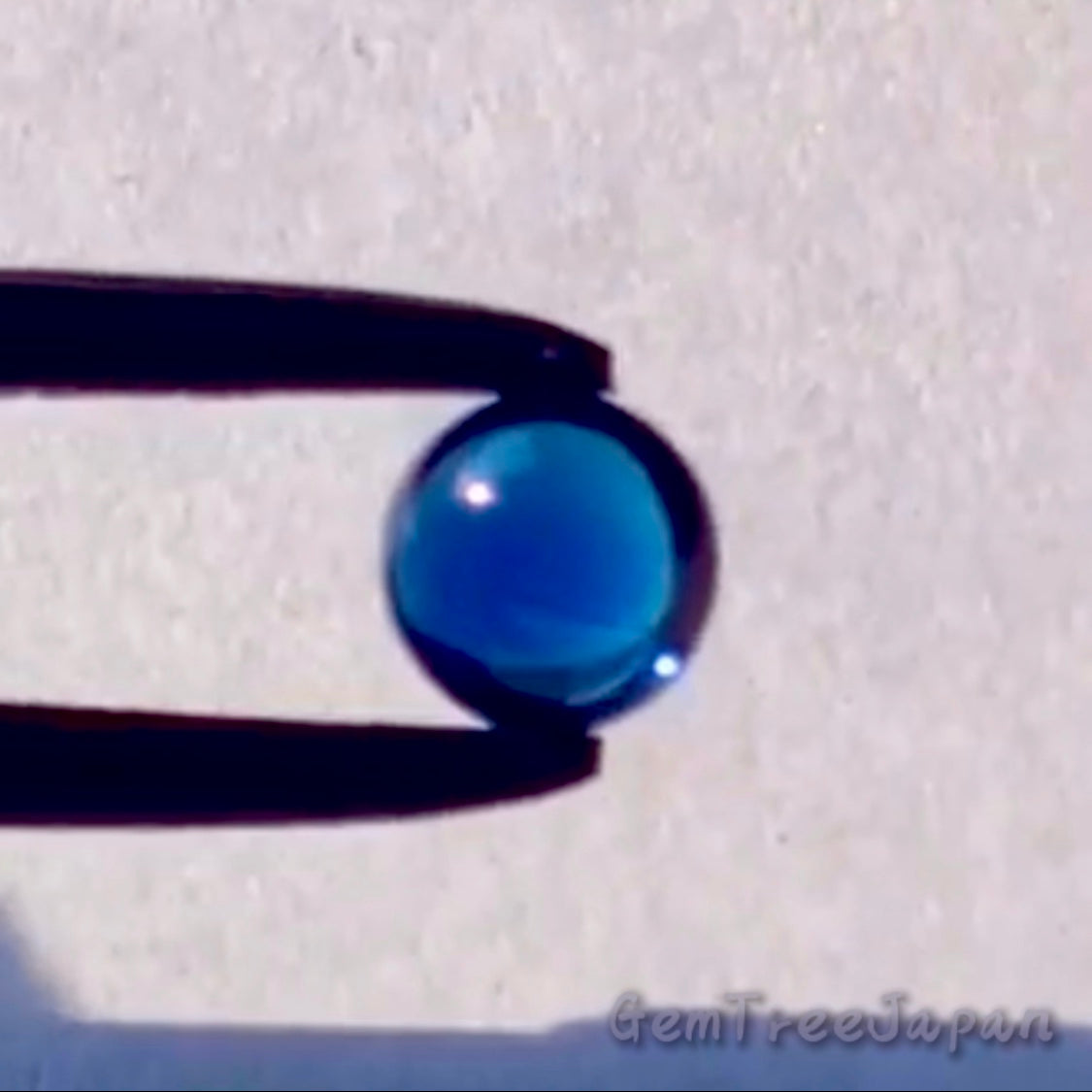 マダガスカル産非加熱サファイア0.886ct💎社長夫妻作品のカボションシリーズ✨