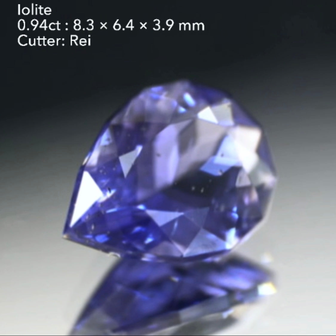 肉眼では見えない“そばかすインクル”が可愛いファンシーペアシェイプ✨アイオライト0.94ct💎レイちゃん作品👍GTJ名物【HPオークション】こちらはクーポンはごめんなさい🙏