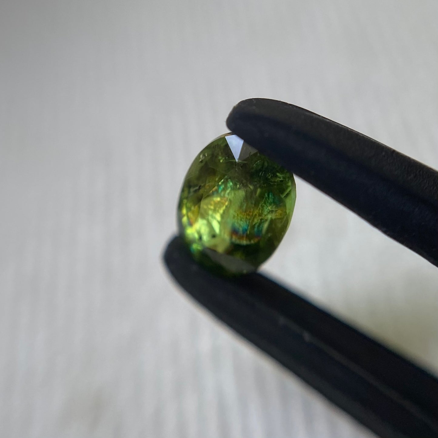 【“みどりの日”特別オークションその3】💖虹入🌈アイドクレース(ベスビアナイト)0.32ct☀️💎レイちゃん作品✨【5/1YouTubeライブご紹介作品】