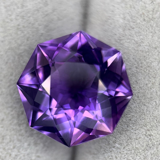 【お客さま専用】アメジスト 4.77 ct 8角形 ピアっちゃん作品 ユサコレ放出🦐2ZBご利用価格