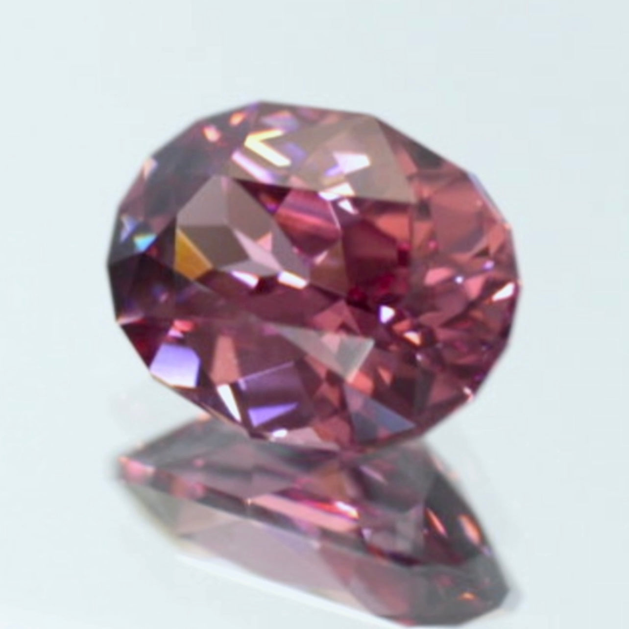 まるでマラヤガーネットのような“激レアピンク”ライトを当てればレッドジルコン1.504ct💎ピアッちゃん作品✨