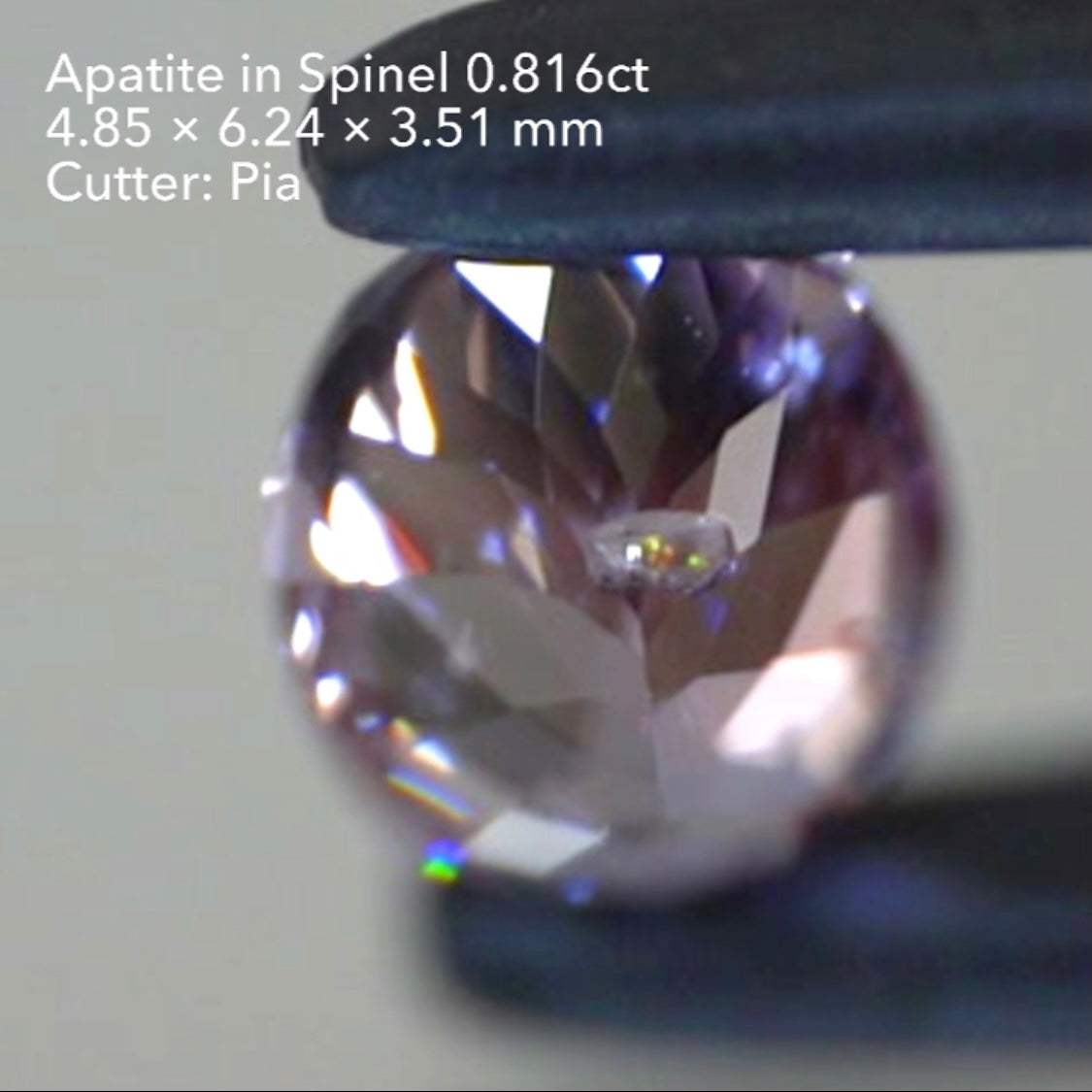 【SOLD OUT】カットもインクルもキラッキラ✨アパタイトinスピネル0.816ct💎ピアッちゃん作品