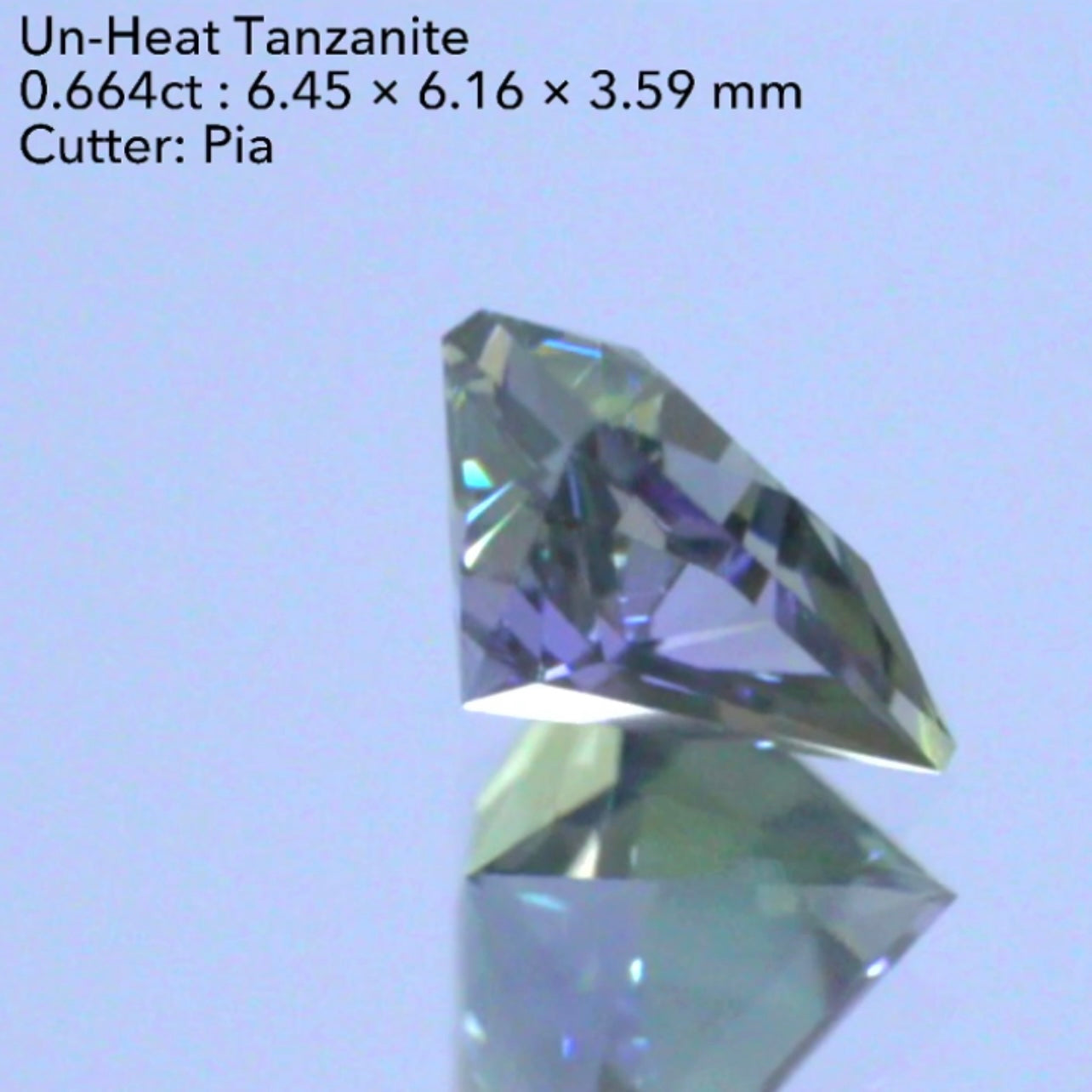 ついに出たァ〜‼️美しき“宝石形”の非加熱ゾイサイト(タンザナイト)0.664ct💎ピアッちゃん作品✨