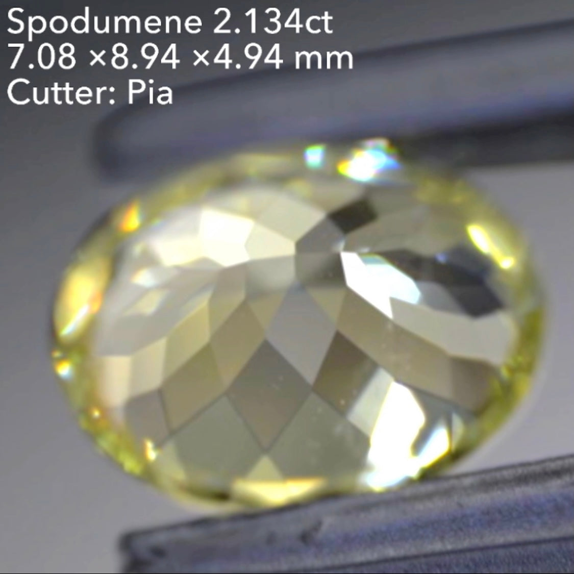 超キラキラ✨イエロースポジューメン《トリフェーン》2.134ct💎ピアッちゃん作品👍