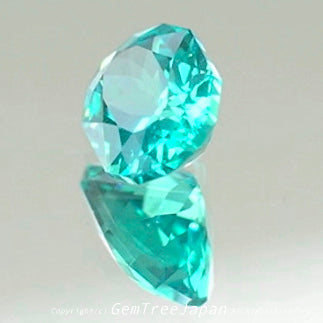 わずかなグリーンがよりネオンを増長させます✌️ファンシーオーバルアパタイト 1.07ct✨レイちゃん作品💎6/19LIVE配信「朝からLIVE三昧DAY第1部」より