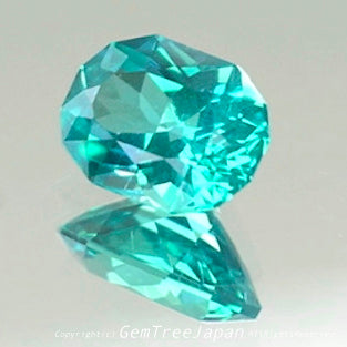 わずかなグリーンがよりネオンを増長させます✌️ファンシーオーバルアパタイト 1.07ct✨レイちゃん作品💎6/19LIVE配信「朝からLIVE三昧DAY第1部」より