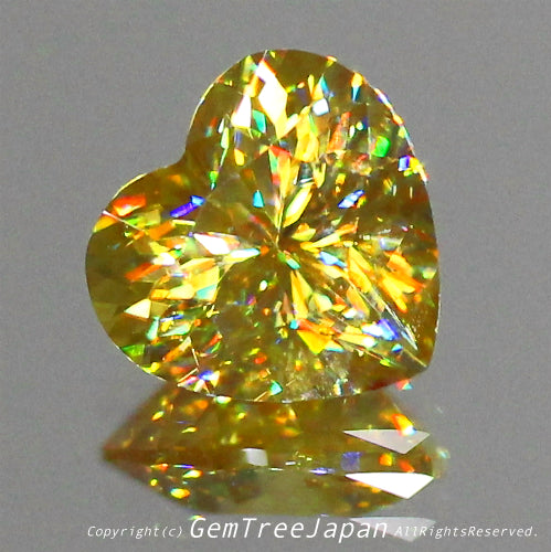 綺麗なハート1.10ct💛ハイレベルな万華鏡スフェーン✨✨✨この完成度の高さ「ヤバい」です❗️ピアっちゃんの凄腕さを感じます👍こちらは動画ナシです🙇