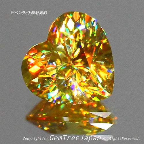 綺麗なハート1.10ct💛ハイレベルな万華鏡スフェーン✨✨✨この完成度の高さ「ヤバい」です❗️ピアっちゃんの凄腕さを感じます👍こちらは動画ナシです🙇