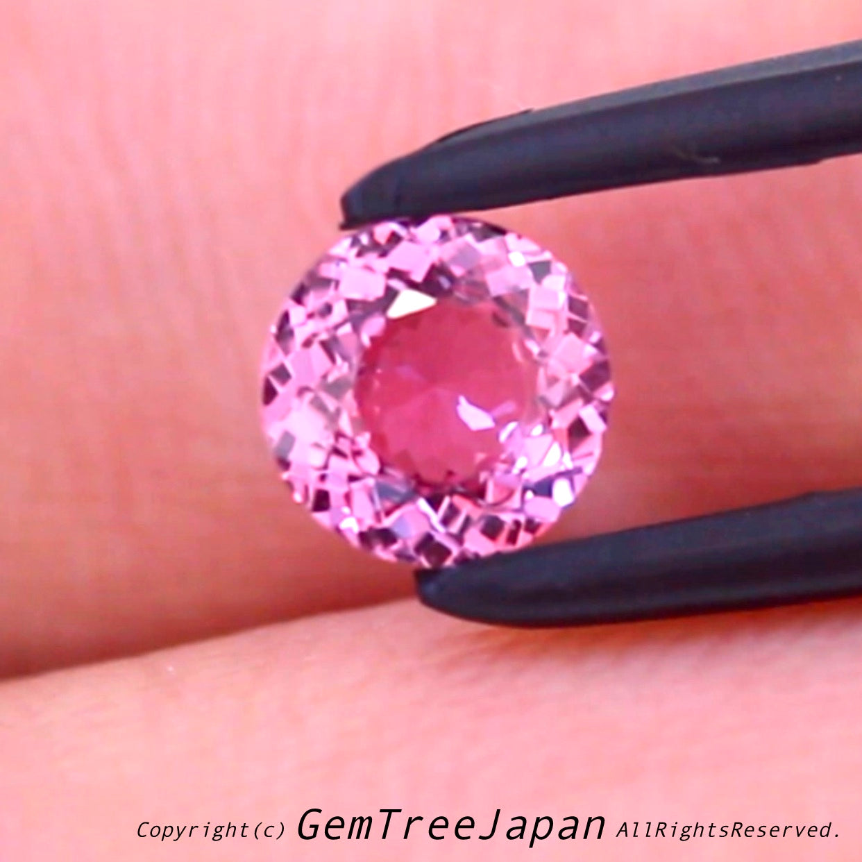 「アディダス“再生”工場」非加熱パパラチァサファイア編1.30ct→両面ギラの1.19ctで完成👌