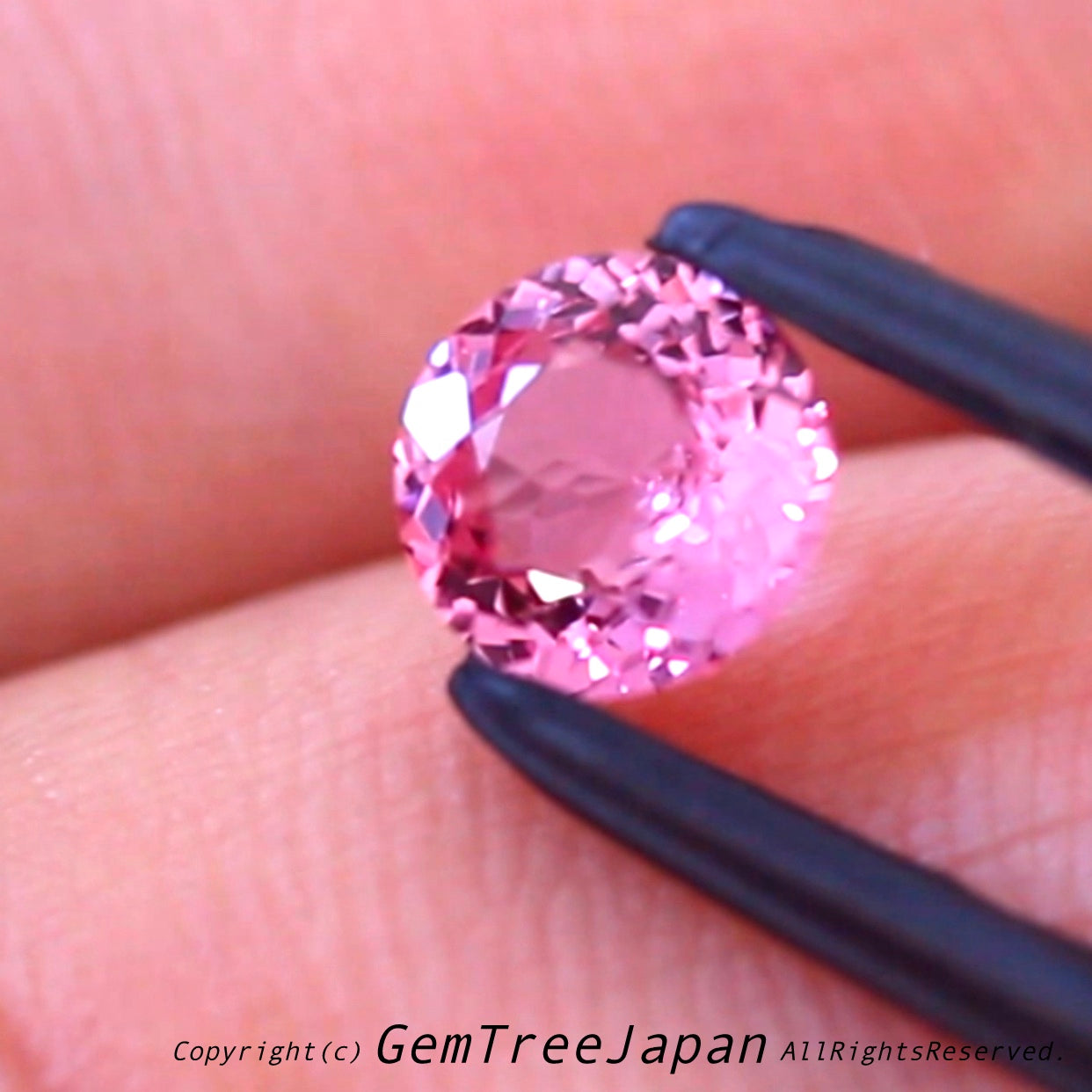 「アディダス“再生”工場」非加熱パパラチァサファイア編1.30ct→両面ギラの1.19ctで完成👌