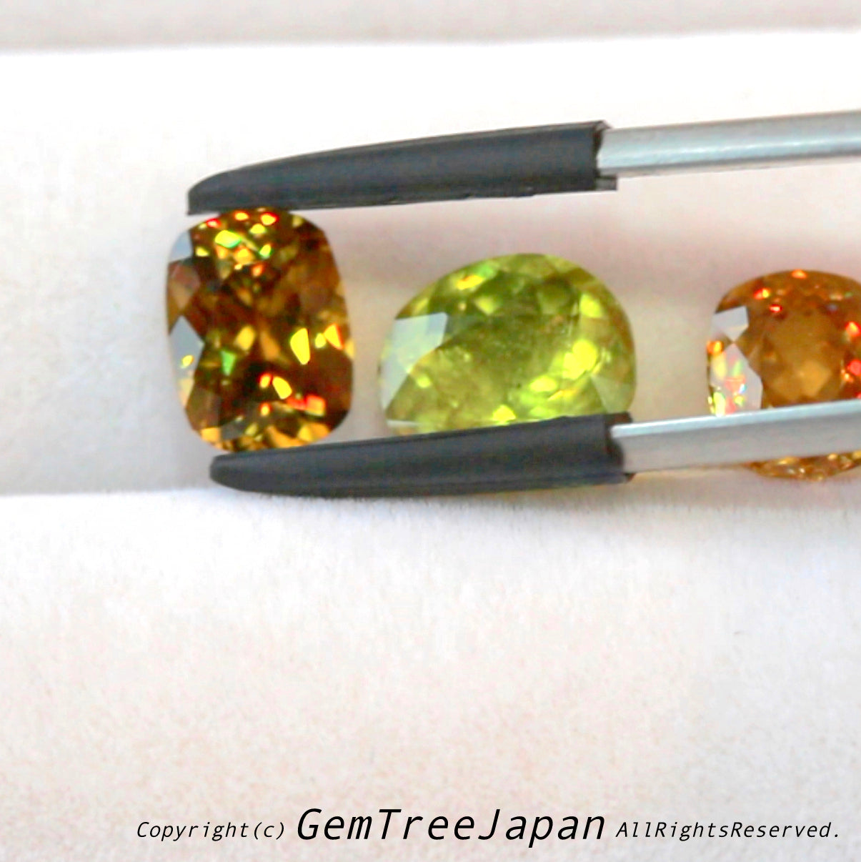 マダガスカル産スフェーン1.24ct✨3個セットをバラバラにしてオークションでご紹介🔨😉❗️