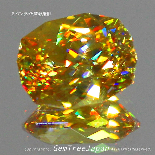 ついに完成❗️ファンシーカット1.28ct⭐️ハイレベルな万華鏡スフェーン✨✨✨この完成度の高さ「ヤバい」です❗️ピアっちゃんの凄腕さを感じます👍