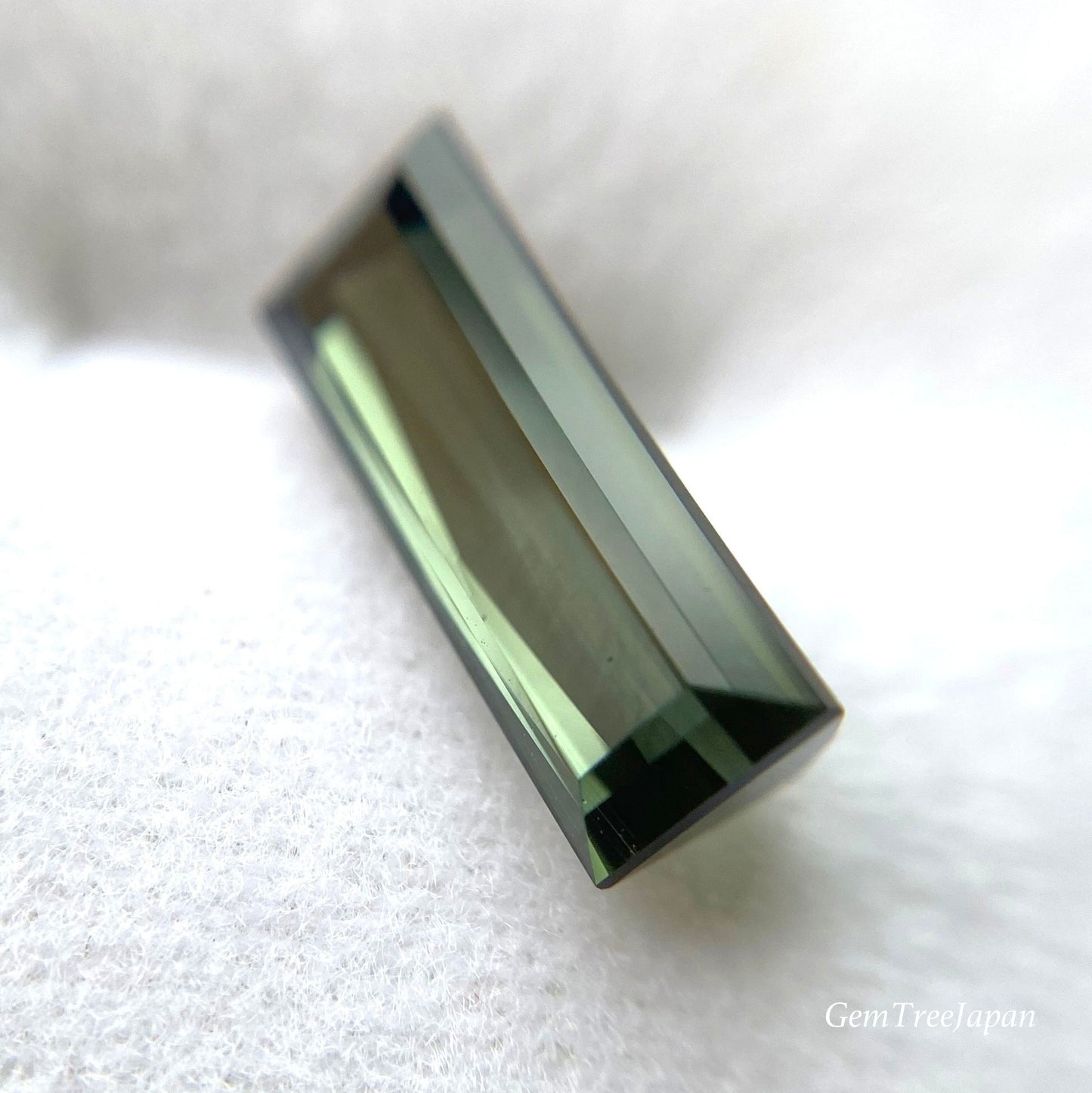『渋い』以外の言葉が見つかりません🙇カーキ系トルマリン 1.30ct💎 ゲオちゃん作品