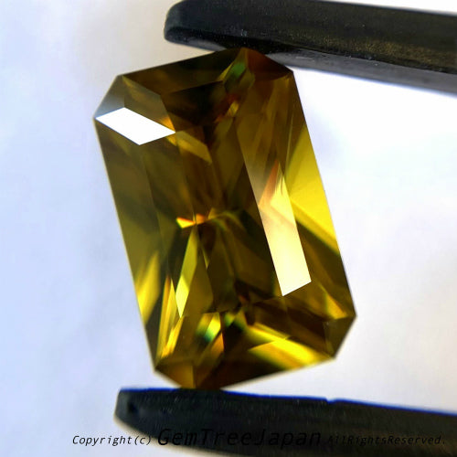【“みどりの日”特別オークションその2】“こんなスフェーン見たことない”マダガスカルスフェーン1.51ct💎ゲオ先生作品