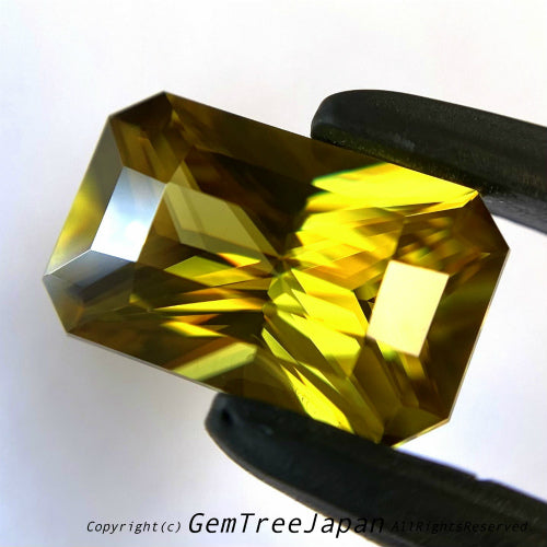 【“みどりの日”特別オークションその2】“こんなスフェーン見たことない”マダガスカルスフェーン1.51ct💎ゲオ先生作品