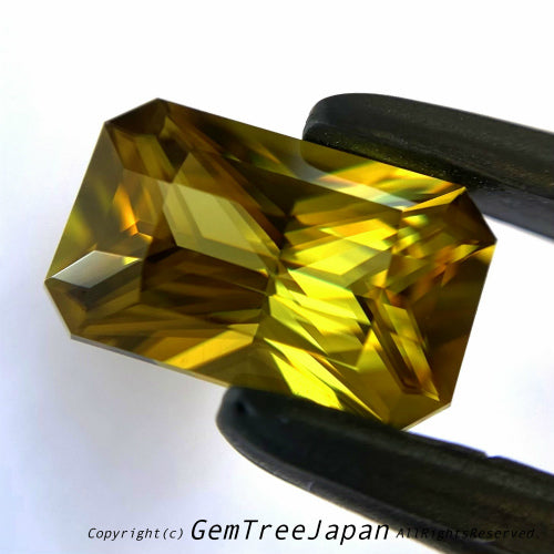 【“みどりの日”特別オークションその2】“こんなスフェーン見たことない”マダガスカルスフェーン1.51ct💎ゲオ先生作品