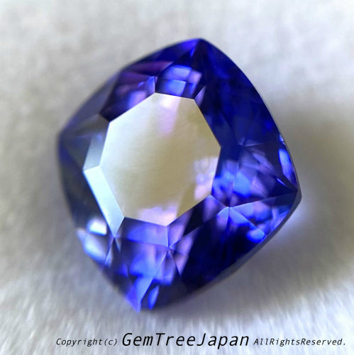 5/5まで【GW特価】でご紹介します❗️“こんなタンザ見たことない”タンザナイト1.704ct💎ゲオ先生作品