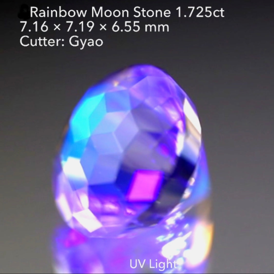 キューブ&新カットの融合👍全面が“A面”のレインボームーンストーン1.725ct✨11/15スタート〜12/15終了🤣 ゲオちゃん作品🎁