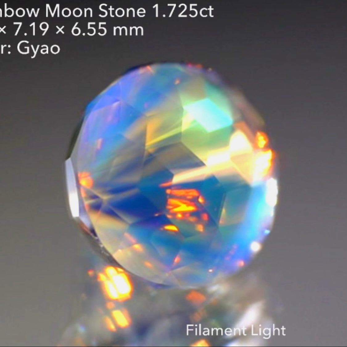 キューブ&新カットの融合👍全面が“A面”のレインボームーンストーン1.725ct✨11/15スタート〜12/15終了🤣 ゲオちゃん作品🎁