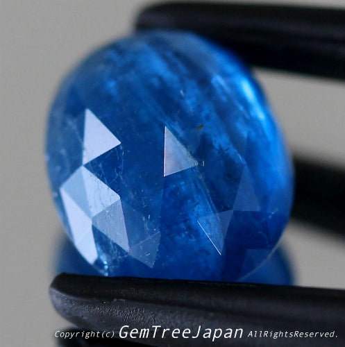 今度は『ローズカット』アフガナイト💎ピアっちゃん&社長奥さん仕上げの1.882ct✨こちらはGemTree名物の“時短オークション”&“最落ナシ1円スタート” 15日の12:34終了です⏰