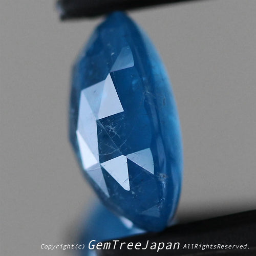 今度は『ローズカット』アフガナイト💎ピアっちゃん&社長奥さん仕上げの1.882ct✨こちらはGemTree名物の“時短オークション”&“最落ナシ1円スタート” 15日の12:34終了です⏰